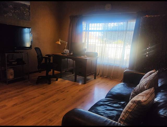 3 BEDROOM HOUSE FOR SALE IN GLENLILLY
